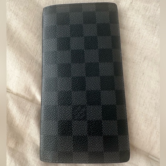 Louis Vuitton Damier Graphite Brazza Wallet - Picture 2 of 10